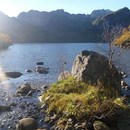 Lägenhet Lofotlove - Modern And Comfy Close To Nature *