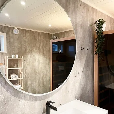 Lofotlove - Modern And Comfy Close To Nature Lägenhet Sørvågen