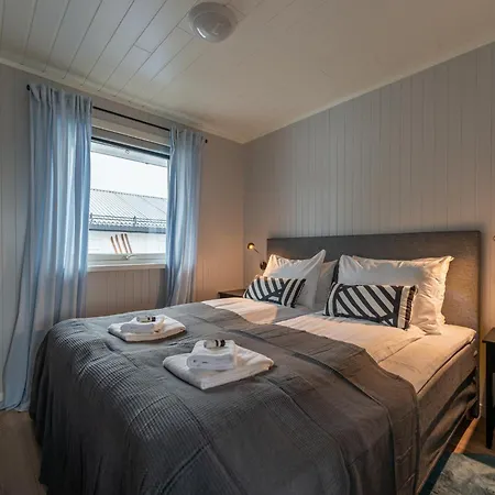 Lofotlove - Modern And Comfy Close To Nature