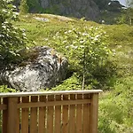 Lofotlove - Modern And Comfy Close To Nature