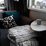 Lofotlove - Modern And Comfy Close To Nature Apartment