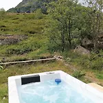 Lofotlove - Modern And Comfy Close To Nature Apartment